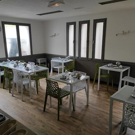 A L'Oree De La Foret Campénéac Zewnętrze zdjęcie